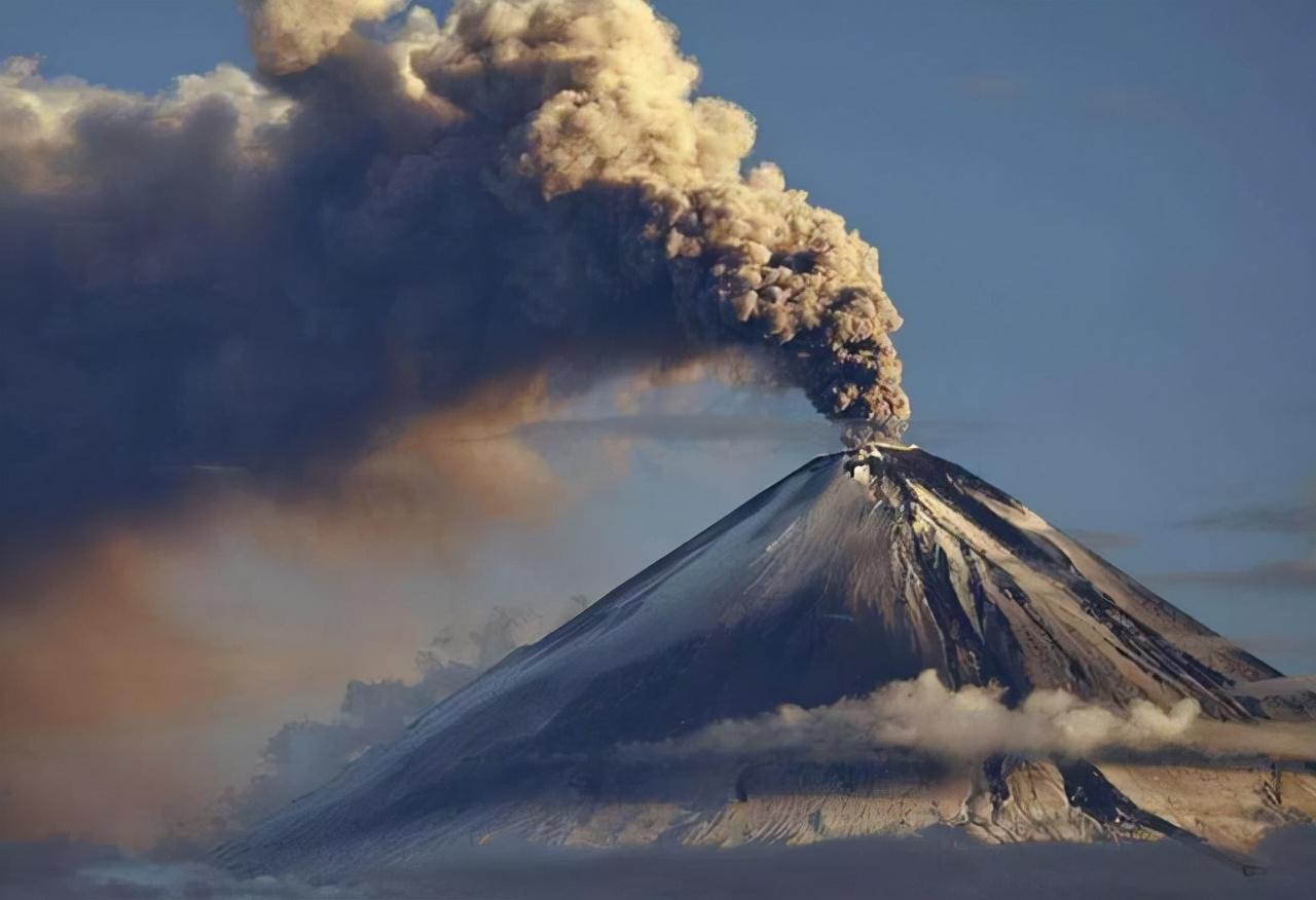 富士山活跃迹象显现，自然与人文交融的传承持续更新